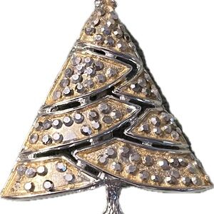 Beatrix Jewelry Christmas Tree Brooch